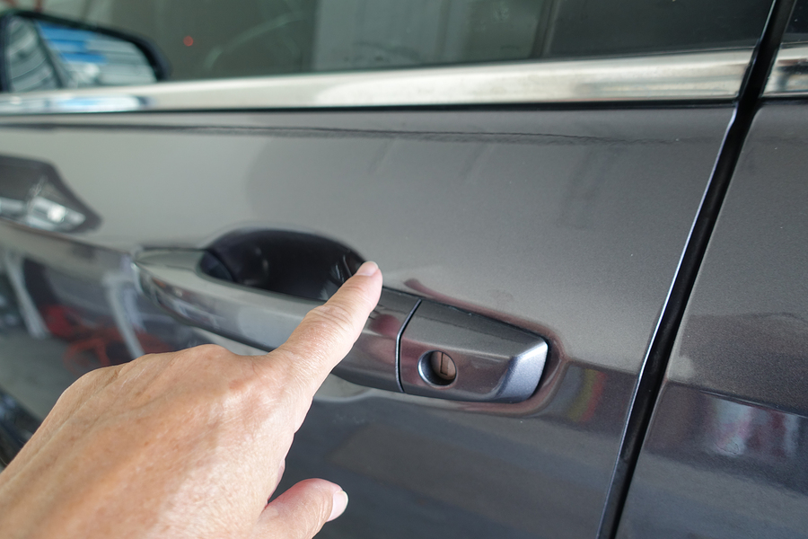 How do locksmiths unlock a car
